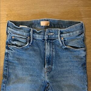 MOTHER Slim Fit Blue Jeans Dazzler Ankle